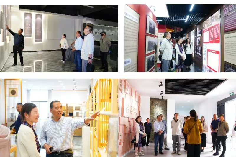参观拼图.jpg